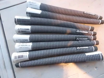 NEW MASTERS GOLF ~ TOUR DRI GOLF GRIP ~ OVERSIZE / JUMBO ~ BLACK/WHITE ~ VALUE - Image 1 of 4