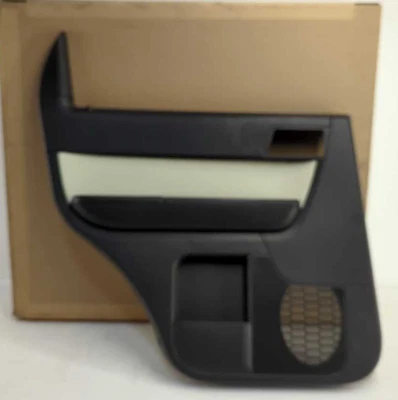 Nuevo panel de moldura de puerta trasera Ford LH 2009-2011 Mercury Mariner negro cachemir OEM  Foto 1 de 4