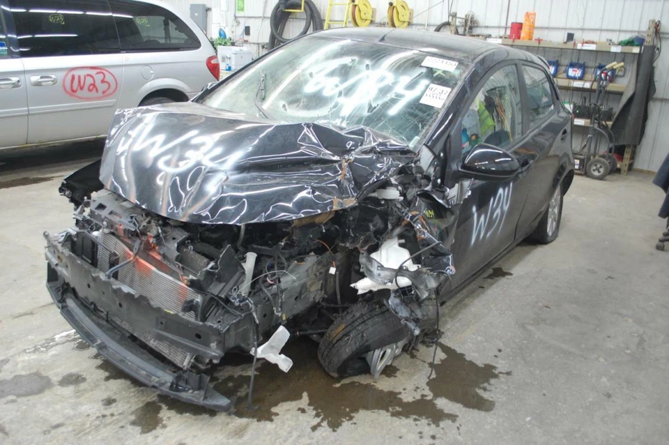 2013 MAZDA 2 BCM ECU DR6167560  - Изображение 1 из 4