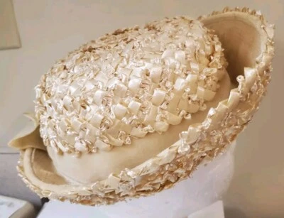 VINTAGE HAT BIEGE ECRU CELLOPHANE STRAW  RIBBON UNION MADE Women Ladies - Image 1 of 4