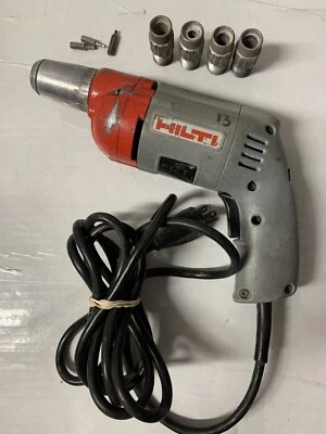 Pistola de tornillos Hilti TK-1, 115 VCA, 4,5 AMP, 1/4" sujetador paneles de yeso y autorroscante, EE. UU. Foto 1 de 4