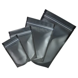 200 nuevas bolsas Mylar translúcidas/negras/negras de pie QuickQlick™ diferentes tamaños - Imagen 1 de 5