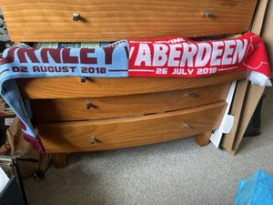 BURNLEY FOOTBALL SCARF v Aberdeen half n half scarf 2018 - Picture 1 of 1