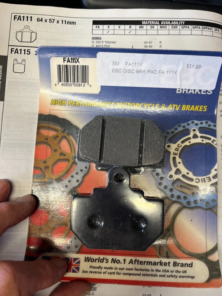 Pastillas de freno de carbono traseras EBC FA111X HONDA FL 350R Odyssey / FL400R PILOT 85-90 Foto 1 de 1