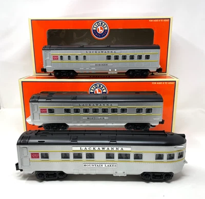 Lionel Trains Lackawanna 3 Passenger Cars (Hoboken, Montclair, Mountain Lakes) - Image 1 of 4