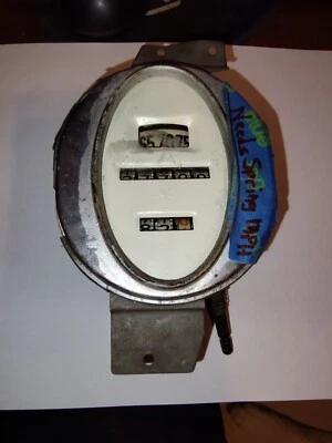 Vintage 1929 Chevrolet Speedometer # 5 Needs MPH Spring - Image 1 of 4