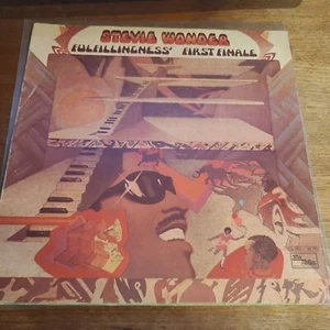 STEVIE WONDER FULFILLINGNESS FIRST FINALE VG+/VG+ VINILE LP 33 GIRI - Foto 1 di 5