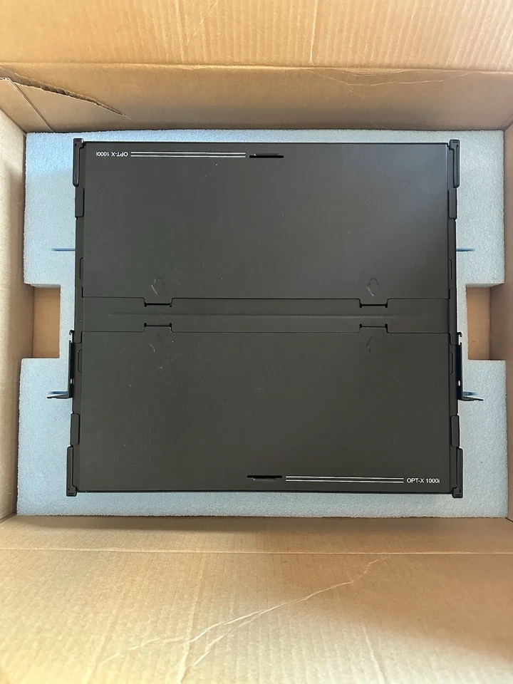 Leviton 5R2UM-F06The OPT-X 1000i SDX Rack-Mount Enclosure - Image 1 of 4