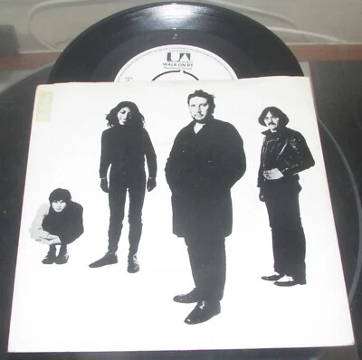 THE STRANGLERS Walk On By / Old Codger, Tank ORIG UK 1978  7" PIC COVER 33" - Image 1 of 4