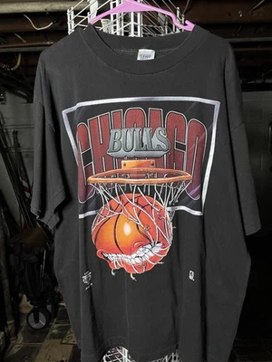 Camiseta vintage de puntada única de los Chicago Bulls oficial para aficionados de los años 90 L para hombre Foto 1 de 4