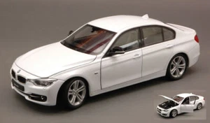 Modellino auto scala 1:24 BMW 335i F30 diecast modellismo statico da collezione - Imagen 1 de 1