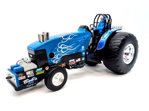 1/16 New Holland 8260 The Bomb Pulling Tractor - Picture 1 of 3