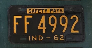 1962 INDIANA SAFTY PAYS LICENSE PLATE TAG # FF4992 - Picture 1 of 1