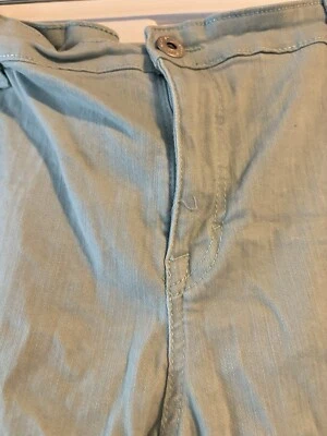 Women’s Style & Company Cropped Capri Mint Green Cuffed Jeans Plus 18W - Image 1 of 4