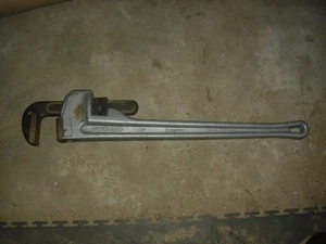RIDGID Model 824 Aluminum Straight Pipe Wrench 24" Plumbing Wrench 24 in NICE - Picture 1 of 4