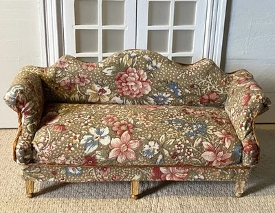 Dollhouse Miniature 1:12 Vintage Chippendale Floral Sofa Couch OOAK Christmas - Image 1 of 4