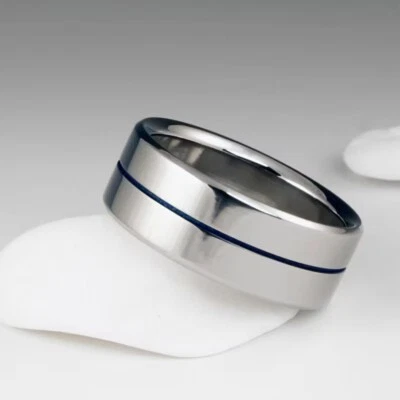 Alianza audaz de boda de oro blanco de 10 quilates con brillante de una sola raya esmalte azul para hombre Foto 1 de 4