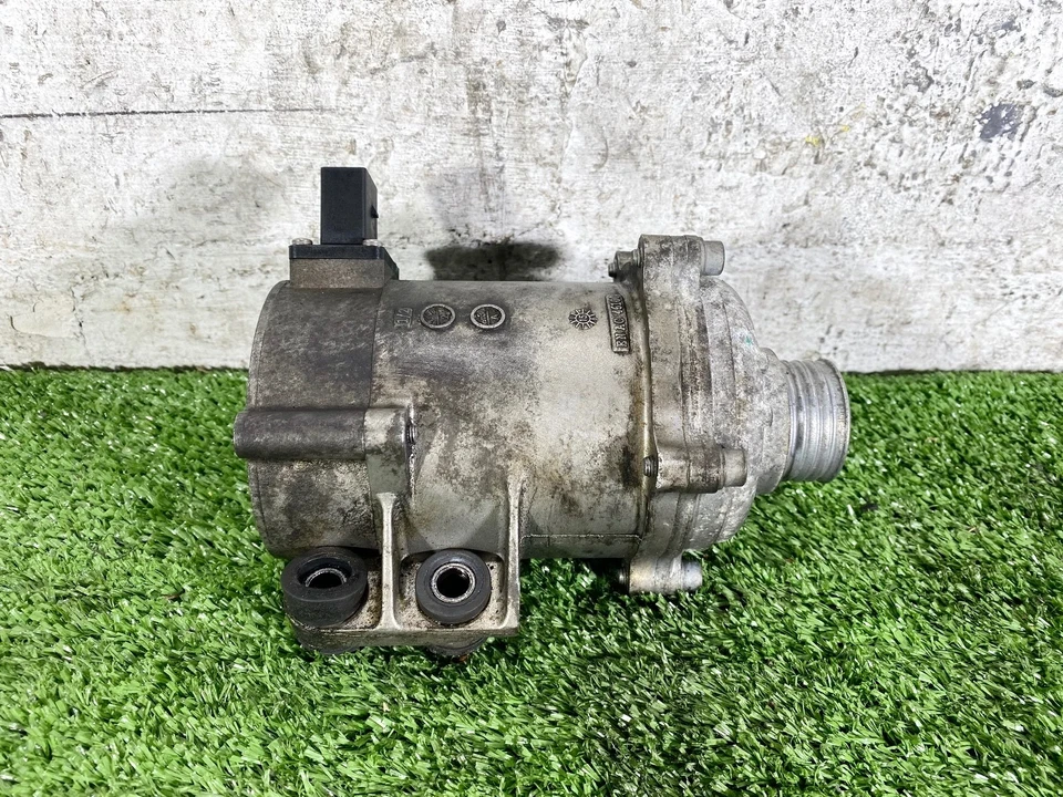 12-18 BMW SERIE 3 328i 320i 2.0L N20 MOTOR ELÉCTRICO REFRIGERANTE BOMBA DE AGUA OEM Foto 1 de 4