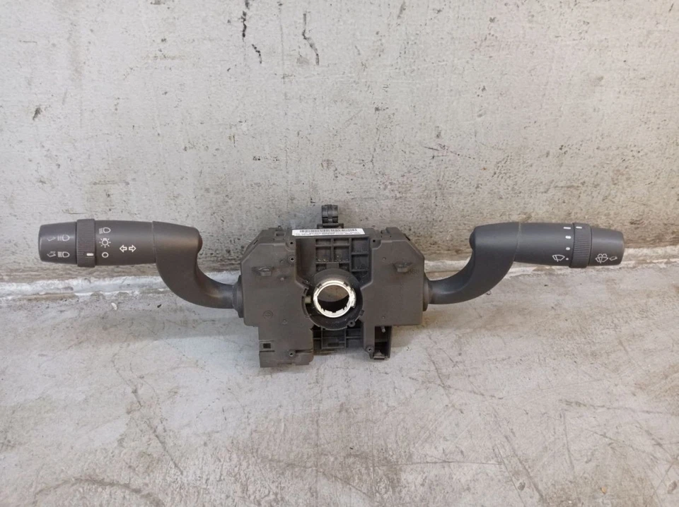 FIAT DUCATO KASTEN (250) 2.3 D Interruptor 7354300850 Interruptor De Dirección - Imagen 1 de 4