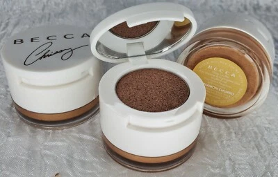 Becca Chrissy Glow Souffle Eyeshadow Highlighter CINNAMON CHURRO Bronzer - Image 1 of 4