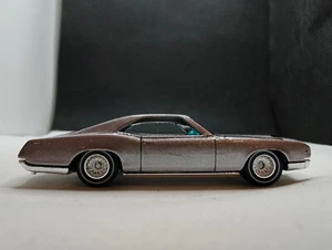 2025 HOT WHEELS PROTO FACTORY TEST COLOUR NO TAMPO '66 Buick Riviera - RR.C383 - Picture 1 of 8