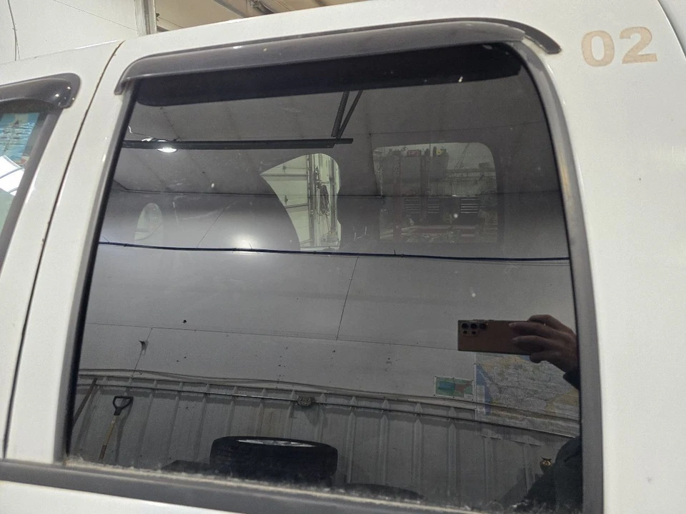 Driver Rear Door Glass Chassis Quad Cab Fits 03-10 DODGE 3500 PICKUP 617030 Foto 1 de 4