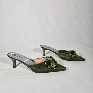 Mulas vintage Y2K hipster cazador de hadas verde floral con cuentas punta talla 11M. - Imagen 1 de 21