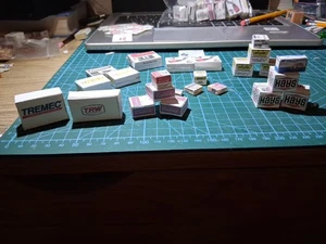 Lot # 80  25 Boxes Of Auto Products Ready For  Car Dioramas In 1:24-25 Scales - Picture 1 of 14