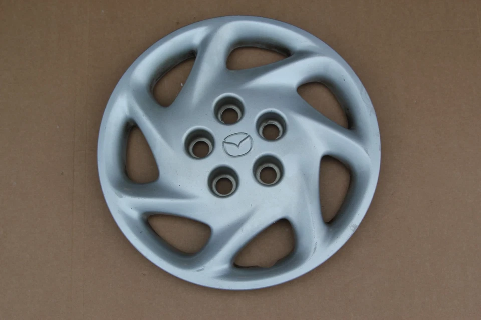 "Mazda 626 1998-2002 15"" tapacubos cubierta rueda 56537 p/n GD7E37170" Foto 1 de 1