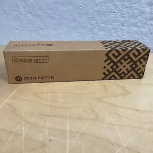 Mikrotik RBGrooveGA-52HPacn-US 2.4GHz/5GHz Backbone/CPE NEW NEVER USED - Picture 1 of 4