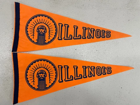 2 VINTAGE ILLINOIS UNIVERSITY PENNANTS Cover