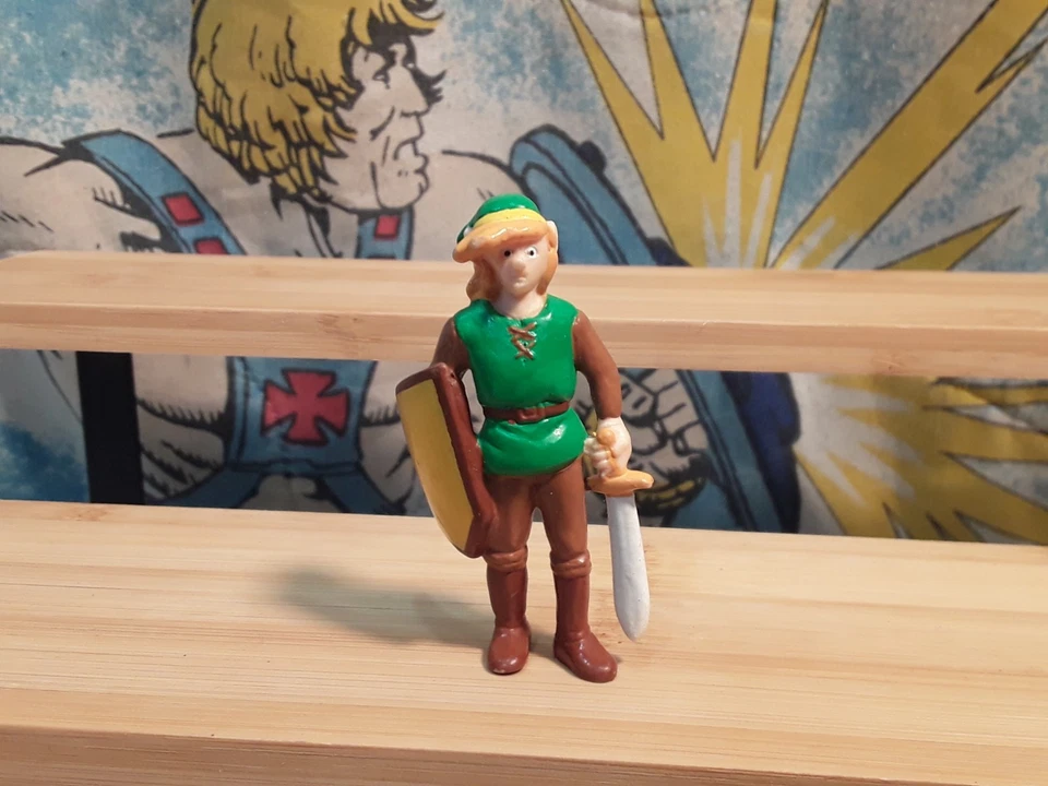 Vintage 1989 Nintendo Link PVC Figurine The Legend of Zelda Applause - Image 1 of 4