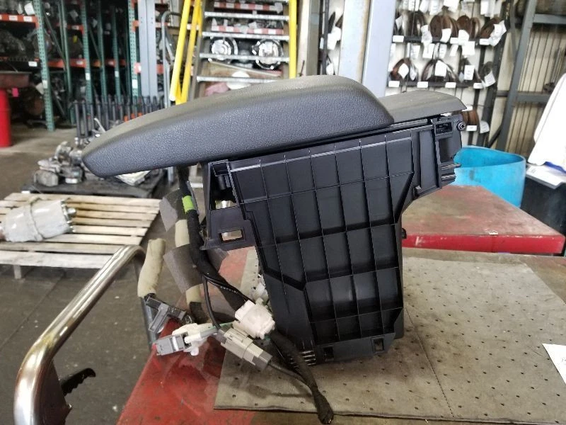 Apoyabrazos deslizante de piso delantero para consola compatible con 10-13 MAZDA 3 503379 Foto 1 de 4