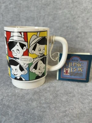 Taza "Caja de Música" Personajes de Walt Disney Taza Pinocho hecha por Schmid  Foto 1 de 4