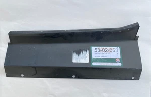 MORRIS MINOR L/H KICK PLATE 4DR REAR - NEW OLD STOCK - Picture 1 of 2