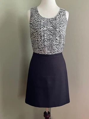 Vestido Loft Negro Blanco Sin Mangas Plisado Top Talla 0 Usado en Excelente Condición Foto 1 de 4