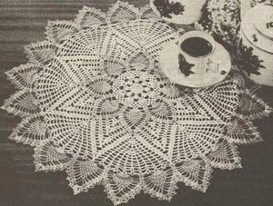 Vintage gehäkeltes Mittelstück The Pineapple Doily 1955 NUR MUSTER - Bild 1 von 1