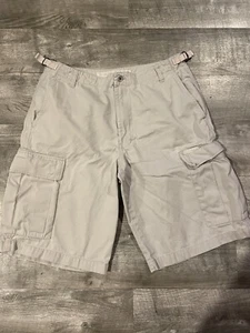 DKNY Beige Cargo shorts Mens sizs 32 Adjustable Waist In EUC - Picture 1 of 7