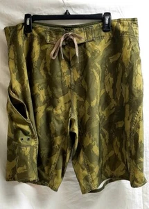 REEF surf trunks, Men's 38, Excellent condition. - Picture 1 of 7