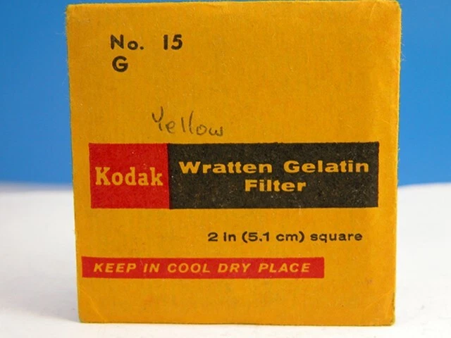 Kodak WRATTEN Number 15 G YELLOW FILTER For B&W Contrast - Image 1 of 1