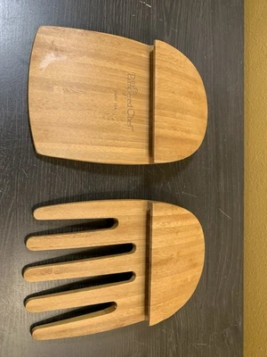 Salad Tongs Serving Claws Pampered Chef Tossing Bamboo Wood - Image 1 of 4