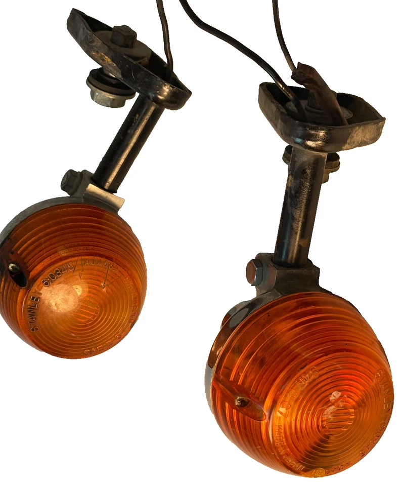 Honda XL250 XL 250 1975 Motosport OEM señales de giro trasero con soporte HM 329 72-75 Foto 1 de 4