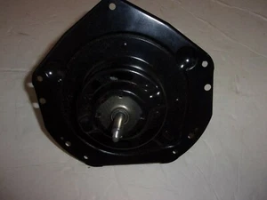 HUMVEE AIR CONDITIONER  / HEATER BLOWER MOTOR  NON-UPGRADED HVAC - Picture 1 of 2