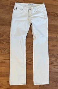 Miss Me Jeans Oyster White Straight leg Size 31 Western Rodeo Cowgirl PERFECT - Picture 1 of 8