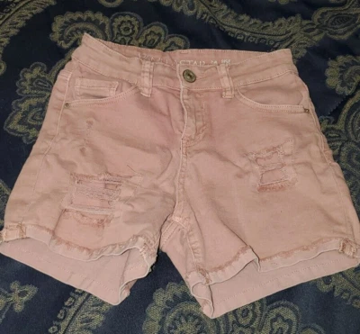 Size 3 * Stretchy Rose Color Distressed Shorts * Vanilla Star * 3" Inseam - Image 1 of 4