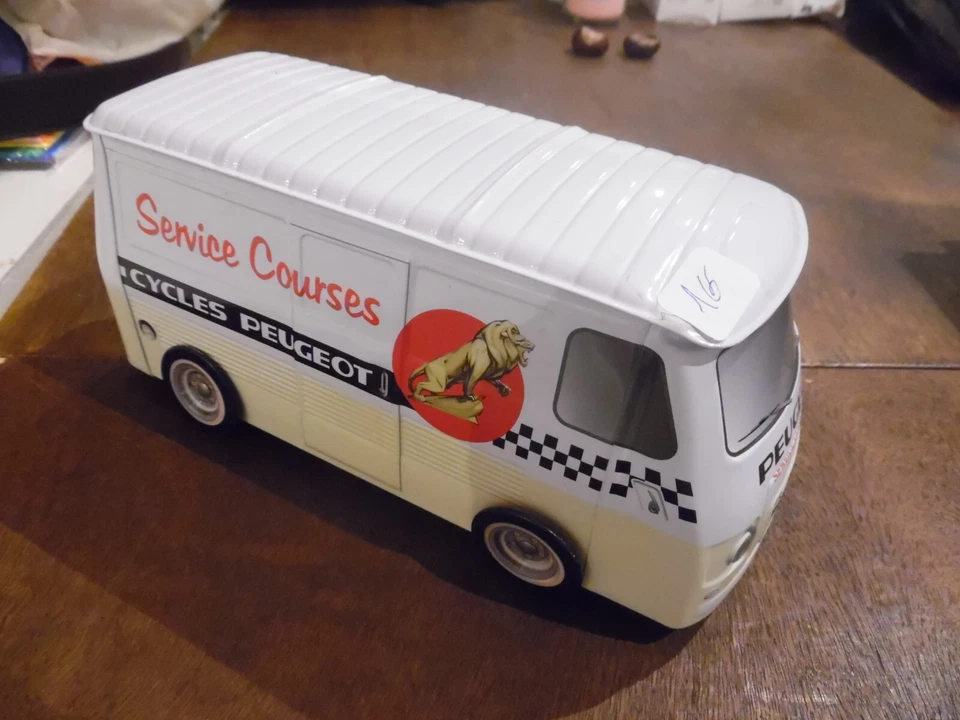 Boite à Gateaux – PEUGEOT J7 SERVICE COURSES - Photo 1/1