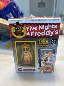 McFarlane Toys Five Nights At Freddy’s Toy Chica con ventilación de aire derecha Nuevo en caja - Imagen 1 de 2