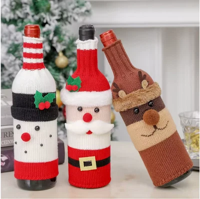Cubiertas para botellas de vino de Navidad | Muñeco de nieve Papá Noel Decoración de mesa de vacaciones Bolsas de regalo Foto 1 de 4