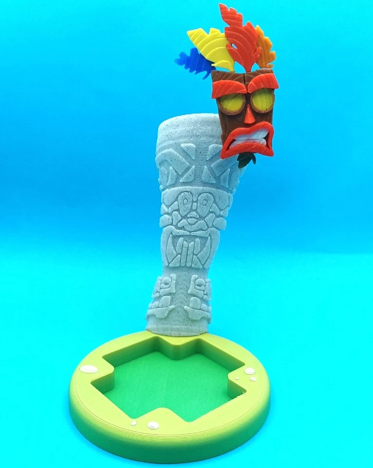 Totaku Crash Bandicoot Display Base - No Figure - buy on darkprojectworksshop