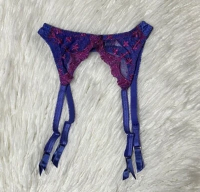 Cinturón de liga Frederick’s of Hollywood  Foto 1 de 4